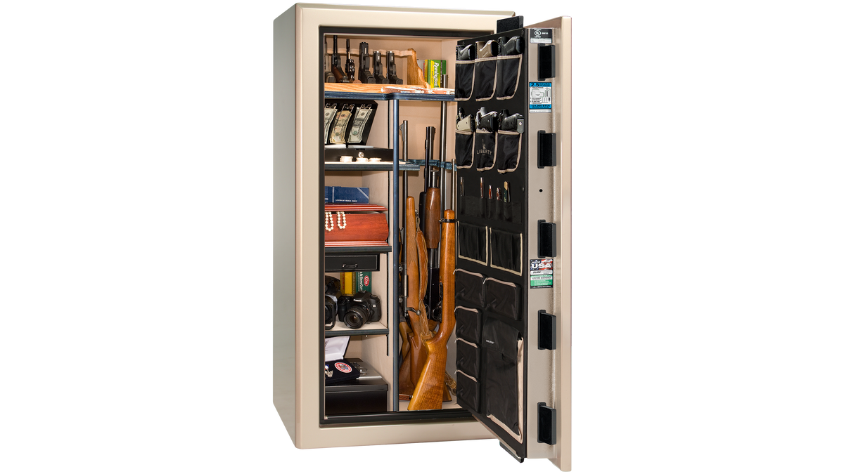 Presidential 25 Champagne Gloss - Open Interior